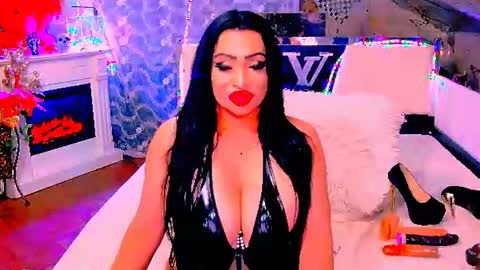 Snapshot of amyrarosera chatting on July 9, 2026, 11:20 pm Alimoonyia online show from July 9, 2026, 11:20 pm