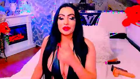 Snapshot of amyrarosera chatting on July 13, 2026, 9:28 pm Alimoonyia online show from July 13, 2026, 9:28 pm