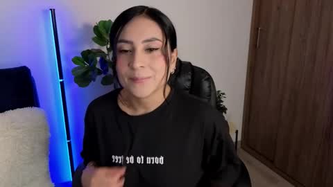 Aleja  online show from February 22, 2026, 11:14 pm