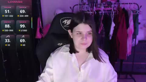 Snapshot of amyvibes chatting on July 9, 2026, 8:13 pm amyvibes online show from July 9, 2026, 8:13 pm