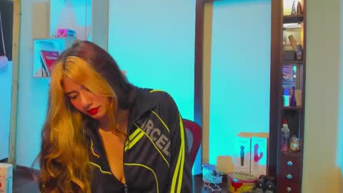 Snapshot of amywhitexxd chatting on February 12, 2025, 4:12 am AmyWhitexxd online show from February 12, 2025, 4:12 am