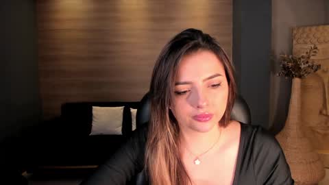 Snapshot of amywoods chatting on February 2, 2025, 7:46 pm    online show from February 2, 2025, 7:46 pm