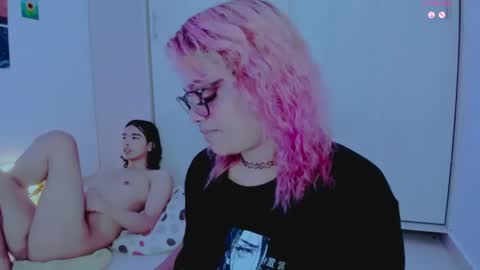 Snapshot of amyy_rouse chatting on July 14, 2026, 10:21 am Collinns online show from July 14, 2026, 10:21 am