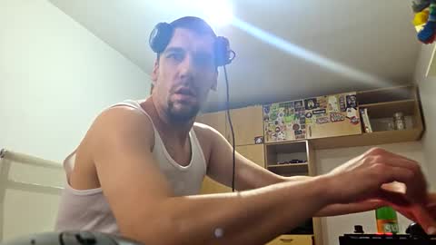 amyyrlikesdeep online show from June 11, 2026, 5:27 am