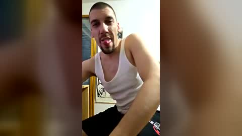 Snapshot of amyyrlikesdeep chatting on June 19, 2026, 10:46 pm amyyrlikesdeep online show from June 19, 2026, 10:46 pm