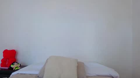 Snapshot of ana_castilo chatting on February 5, 2026, 1:38 pm Ana IG an castillo 1 online show from February 5, 2026, 1:38 pm