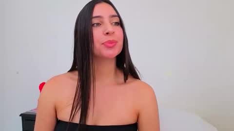 Snapshot of ana_castilo chatting on February 6, 2026, 4:21 pm Ana IG an castillo 1 online show from February 6, 2026, 4:21 pm