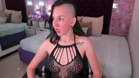 Snapshot of ana_liebert chatting on October 25, 2025, 2:02 pm Ana Libiert online show from October 25, 2025, 2:02 pm