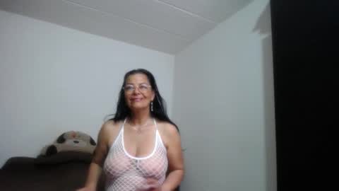 Ana online show from October 6, 2025, 12:02 pm