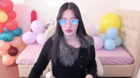 Snapshot of ana_ruuh chatting on June 18, 2026, 8:46 pm Im anna but you can call me as you want online show from June 18, 2026, 8:46 pm