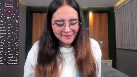 Snapshot of ana_taylor2 chatting on December 12, 2024, 11:14 pm Ana online show from December 12, 2024, 11:14 pm