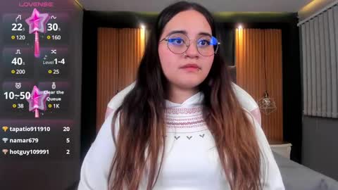 Snapshot of ana_taylor2 chatting on January 16, 2025, 12:02 am Ana online show from January 16, 2025, 12:02 am