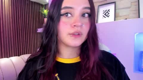 Snapshot of ana_taylor2 chatting on November 5, 2025, 3:50 am Ana online show from November 5, 2025, 3:50 am