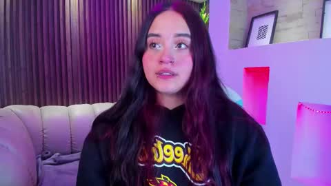 Snapshot of ana_taylor2 chatting on November 11, 2025, 4:01 am Ana online show from November 11, 2025, 4:01 am