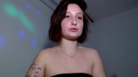 anabanana77 online show from November 4, 2025, 10:09 pm