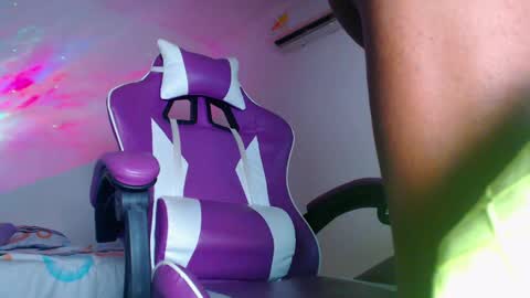 Snapshot of anabellabonariva chatting on February 12, 2025, 5:47 am Anabella online show from February 12, 2025, 5:47 am