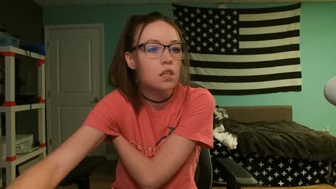 Anabelleleigh online show from February 25, 2026, 3:27 am