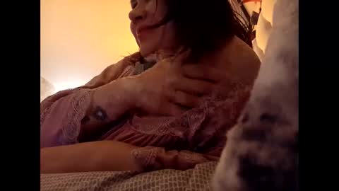 Snapshot of anabellovee chatting on April 25, 2026, 5:10 am ANABELLOVEE online show from April 25, 2026, 5:10 am