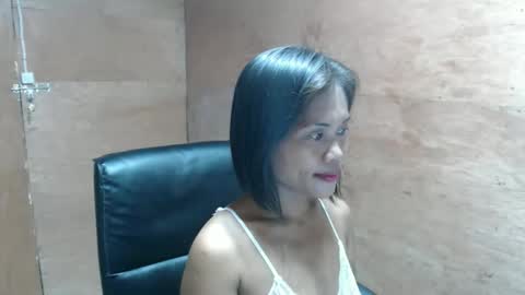 Snapshot of anacumonu69 chatting on May 7, 2026, 1:11 am Im Ann online show from May 7, 2026, 1:11 am