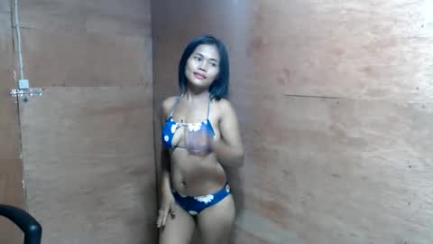 Snapshot of anacumonu69 chatting on June 9, 2026, 1:28 am Im Ann online show from June 9, 2026, 1:28 am