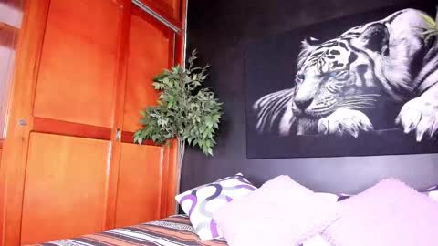 Anahi online show from February 19, 2025, 3:06 am