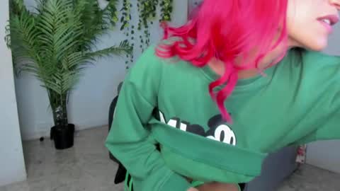 Anahi online show from March 12, 2025, 9:23 am