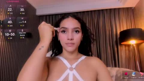 Snapshot of anahi_curlie1 chatting on May 25, 2026, 11:05 am Anahi Curlie online show from May 25, 2026, 11:05 am