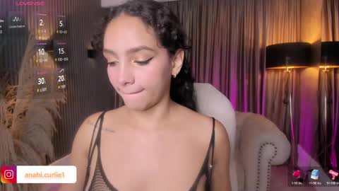 Snapshot of anahi_curlie1 chatting on May 30, 2026, 11:07 am Anahi Curlie online show from May 30, 2026, 11:07 am