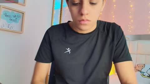 Anahi  online show from March 21, 2026, 7:39 pm