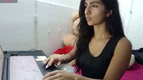 Anahi Browns online show from January 16, 2026, 11:20 pm