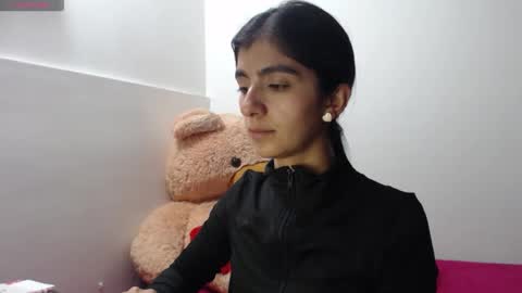 Snapshot of anahibrowns95 chatting on May 26, 2026, 11:12 pm Anahi Browns online show from May 26, 2026, 11:12 pm