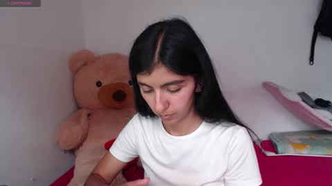 Snapshot of anahibrowns95 chatting on May 29, 2026, 8:40 pm Anahi Browns online show from May 29, 2026, 8:40 pm