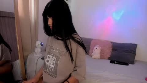 Anahi Rivera online show from April 10, 2026, 7:51 pm