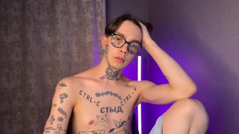 simon online show from March 5, 2025, 8:42 pm