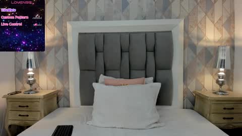 Snapshot of anais_cooper chatting on January 10, 2025, 11:43 am online show from January 10, 2025, 11:43 am