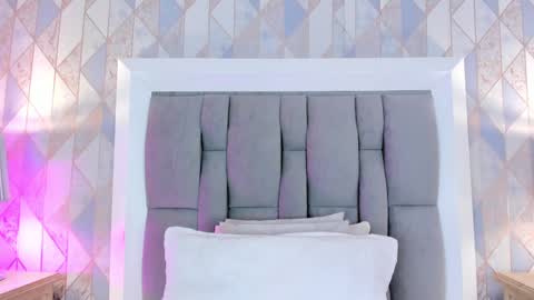 Snapshot of anais_cooper chatting on February 23, 2025, 3:13 am online show from February 23, 2025, 3:13 am