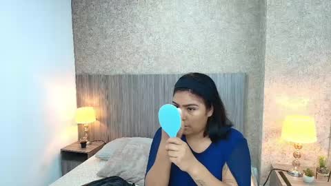 Snapshot of anais_espinosa chatting on June 1, 2026, 11:12 am Anais online show from June 1, 2026, 11:12 am