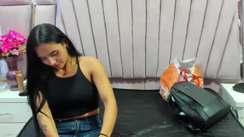 AbbyAndAntonela online show from January 2, 2025, 10:11 pm