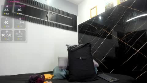 Analia smith online show from January 11, 2026, 4:06 am