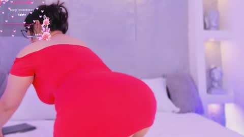 Snapshot of analucia_gil chatting on July 24, 2026, 6:33 am Ana online show from July 24, 2026, 6:33 am