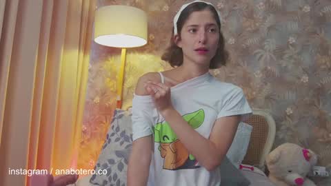 Ana Mara Botero online show from January 21, 2025, 8:00 pm