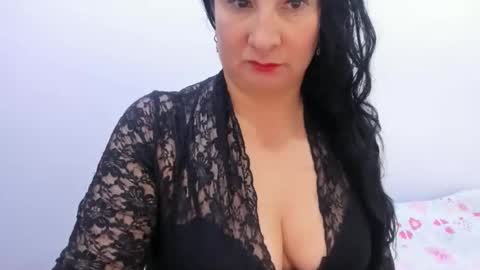 Snapshot of anamaria288 chatting on December 16, 2024, 4:34 am anamaria288 online show from December 16, 2024, 4:34 am