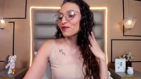 Snapshot of anamariam1 chatting on July 14, 2026, 8:58 pm Ana Maria online show from July 14, 2026, 8:58 pm