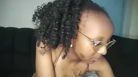 Ananablossom online show from October 25, 2025, 6:13 pm