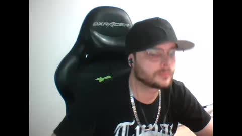 anarchyy1994 online show from April 1, 2026, 6:25 am