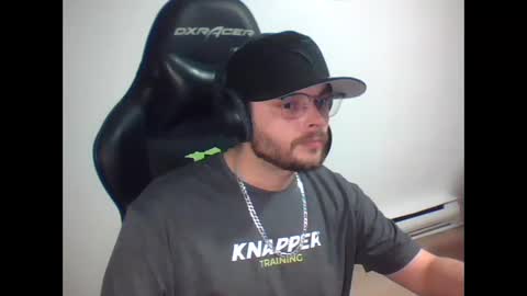 anarchyy1994 online show from April 6, 2026, 7:09 am