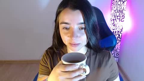 ana 3 online show from October 27, 2025, 1:20 am