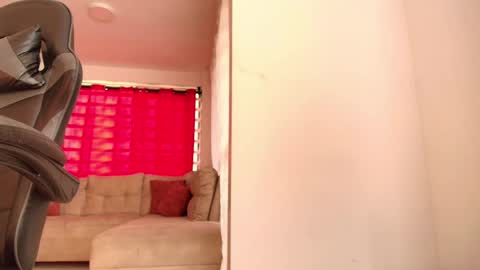 Snapshot of anaspencerx chatting on March 10, 2025, 10:13 pm ana  online show from March 10, 2025, 10:13 pm