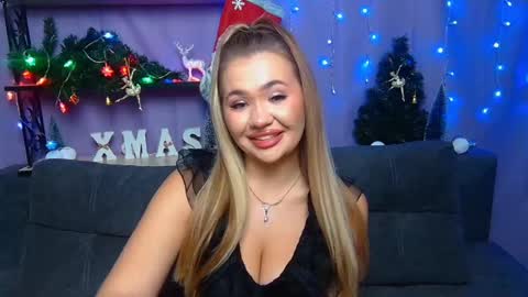 Snapshot of anastacyyellig chatting on December 22, 2024, 11:31 pm anastacyyellig online show from December 22, 2024, 11:31 pm