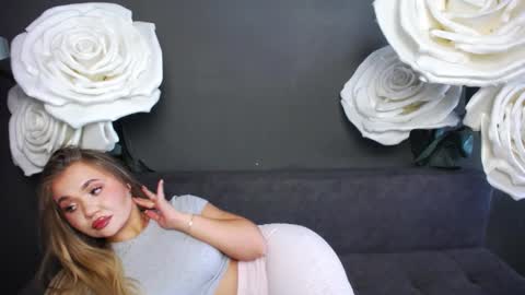 Snapshot of anastacyyellig chatting on September 8, 2025, 2:27 pm anastacyyellig online show from September 8, 2025, 2:27 pm